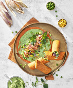 Wortelwrap met frisse erwtenpuree en crispy pancetta